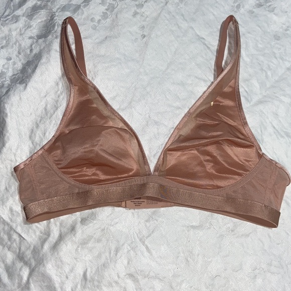 Nwot Soma Unbelievable Lift Wireless Bra Size 36B - Picture 2 of 5